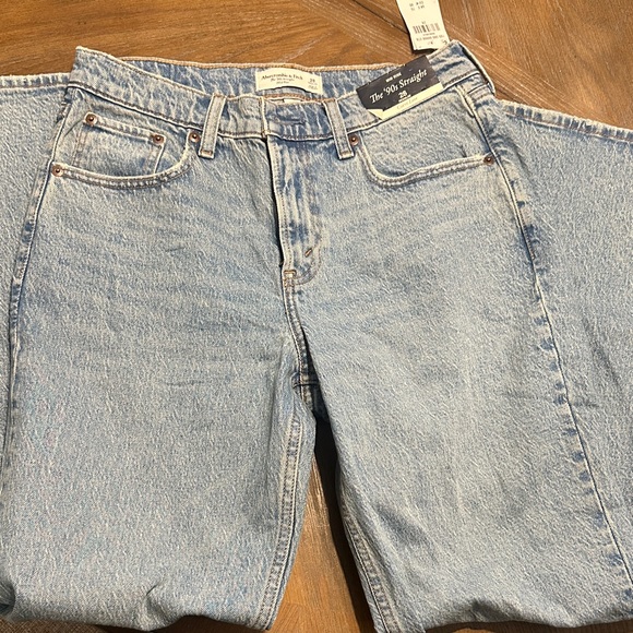 Abercrombie & Fitch Light Blue 90s Straight-Leg Curve Love Jeans - Picture 5 of 5